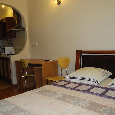 Comfortel Aparthotel โอเดสซา ภายนอก รูปภาพ
